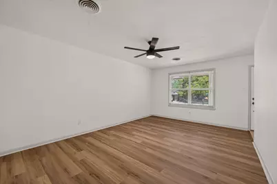 1705 Eldon Street, Brenham, TX 77833 - Photo 6