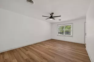 1705 Eldon St, Brenham, TX 77833 - Photo 6