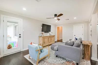 8502 Westview Drive, Spring Valley Village, TX 77055 - Photo 24