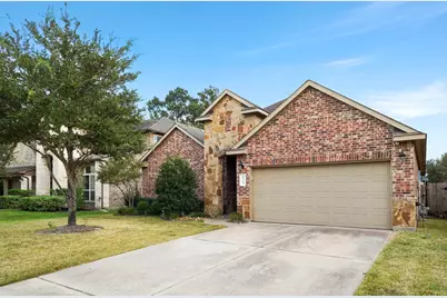 115 Meadow Valley Drive, Conroe, TX 77384 - Photo 2