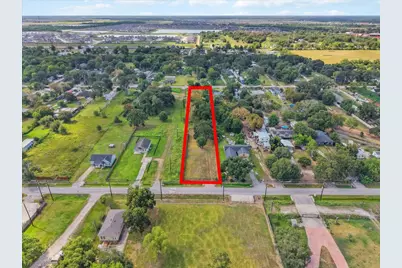 542 N Pine Street, Arcola, TX 77583 - Photo 2
