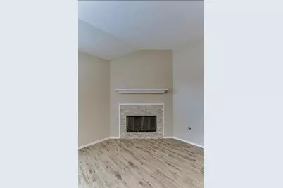 9210 Rosewell Court, Houston, TX 77095 - Photo 8