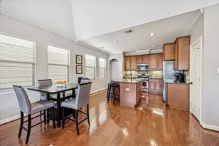 1812 Woodbend Village Ct, Houston, TX 77055 - Photo 10