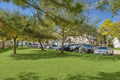 1812 Woodbend Village Court, Houston, TX 77055 - Photo 26