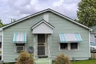 3017 Retta St, Houston, TX 77026 - Photo 1