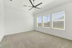 525 Dogshade Ln, Waller, TX 77484 - Photo 14