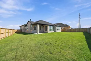 525 Dogshade Ln, Waller, TX 77484 - Photo 32
