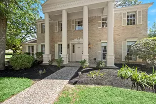 13730 Hambleton Cir, Houston, TX 77069 - Photo 2