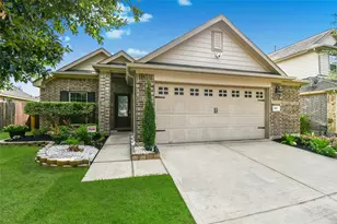 652 Maple Point Dr E, Conroe, TX 77301 - Photo 1
