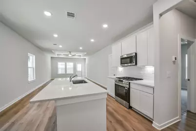 240 Harlingen Drive, Magnolia, TX 77354 - Photo 10