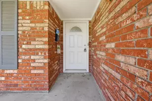 10214 Londonderry Dr, Houston, TX 77043 - Photo 6