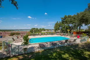 943 Parkview Dr, Canyon Lake, TX 78133 - Photo 10