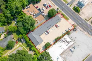 2100 Sam Houston Ave, Huntsville, TX 77340 - Photo 6