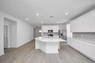 31138 Warwick Coast Ct, Fulshear, TX 77441 - Photo 12