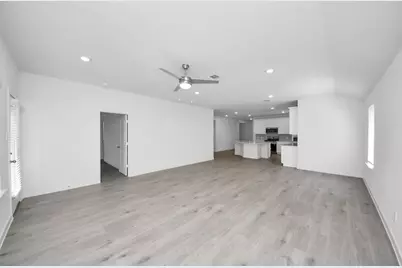 31138 Warwick Coast Court, Fulshear, TX 77441 - Photo 16