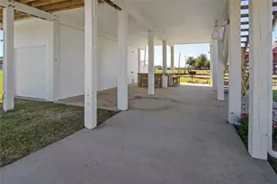 2371 Sandman, Crystal Beach, TX 77650 - Photo 4