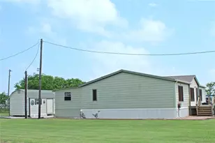 223 Baracuda Dr, Palacios, TX 77465 - Photo 10