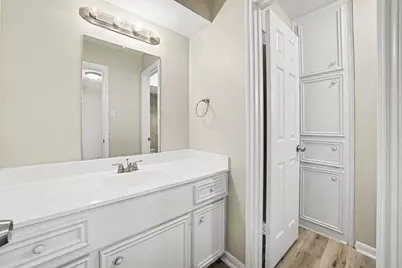7911 Bayou Forest Drive, Houston, TX 77088 - Photo 18