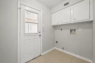 7911 Bayou Forest Dr, Houston, TX 77088 - Photo 26