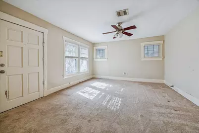 304 Bomar Street, Houston, TX 77006 - Photo 8