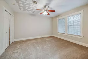 304 Bomar St, Houston, TX 77006 - Photo 14