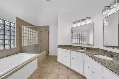 650 Westcross Street #70, Houston, TX 77018 - Photo 30