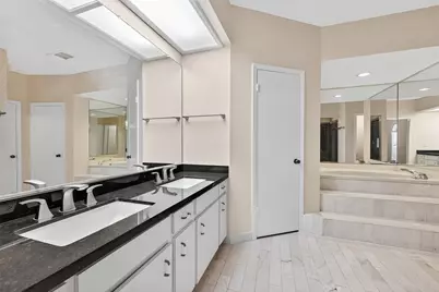 1698 Creekside Drive, Sugar Land, TX 77478 - Photo 22