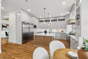 826 Ralfallen St, Houston, TX 77008 - Photo 10