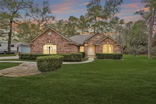 2419 Carriage Ridge Ln, Conroe, TX 77384 - Photo 1