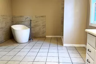 275 Buffalo Run E, Livingston, TX 77351 - Photo 12