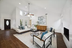 2227 Holly Knoll St, Houston, TX 77077 - Photo 4