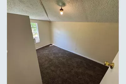 909 14th Avenue N, Texas City, TX 77590 - Photo 2