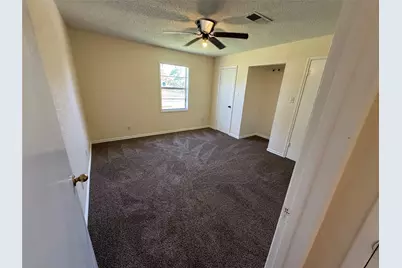909 14th Avenue N, Texas City, TX 77590 - Photo 8