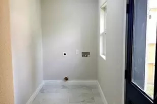 4313 Polk St, Houston, TX 77023 - Photo 10