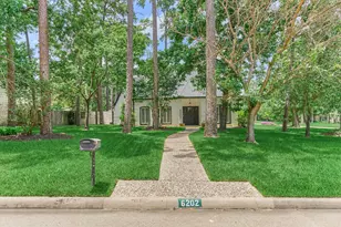 6202 Knollview Dr, Spring, TX 77389 - Photo 2