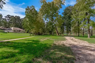 2023 E Lake Dr, Huntsville, TX 77340 - Photo 42