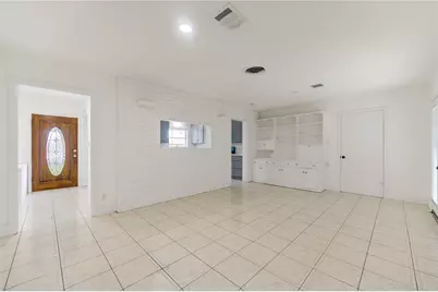 7543 Wilmerdean Street, Houston, TX 77061 - Photo 8