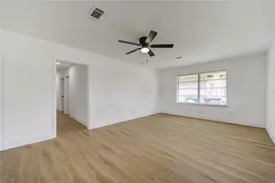 7543 Wilmerdean St, Houston, TX 77061 - Photo 6