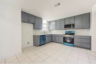 7543 Wilmerdean Street, Houston, TX 77061 - Photo 10