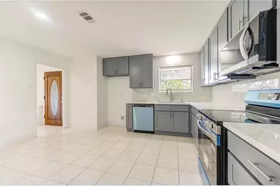 7543 Wilmerdean Street, Houston, TX 77061 - Photo 8