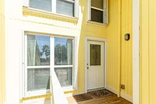 304 Jean Lafitte Cove, Galveston, TX 77554 - Photo 4