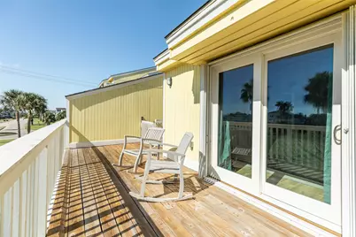304 Jean Lafitte Cove, Galveston, TX 77554 - Photo 16