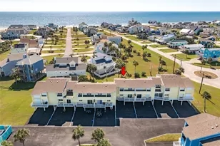 304 Jean Lafitte Cove, Galveston, TX 77554 - Photo 2