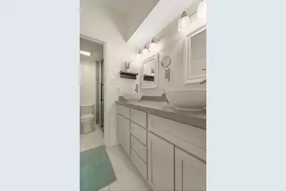 2100 Tanglewilde Street #77, Houston, TX 77063 - Photo 20