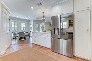 13914 Pebblebrook Dr, Houston, TX 77079 - Photo 12