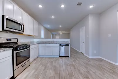 24803 Russet Bluff Trail, Houston, TX 77336 - Photo 10