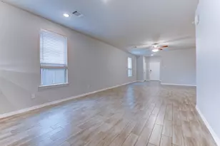 24803 Russet Bluff Trl, Houston, TX 77336 - Photo 12