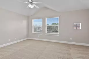 8705 Bryam St, Houston, TX 77061 - Photo 8