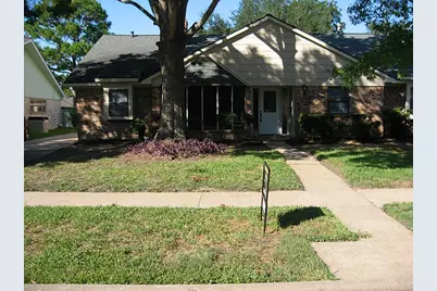 15523 SW Bowsprit Lane, Houston, TX 77062 - Photo 2
