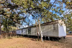473 E Sherwood Dr, Livingston, TX 77351 - Photo 2